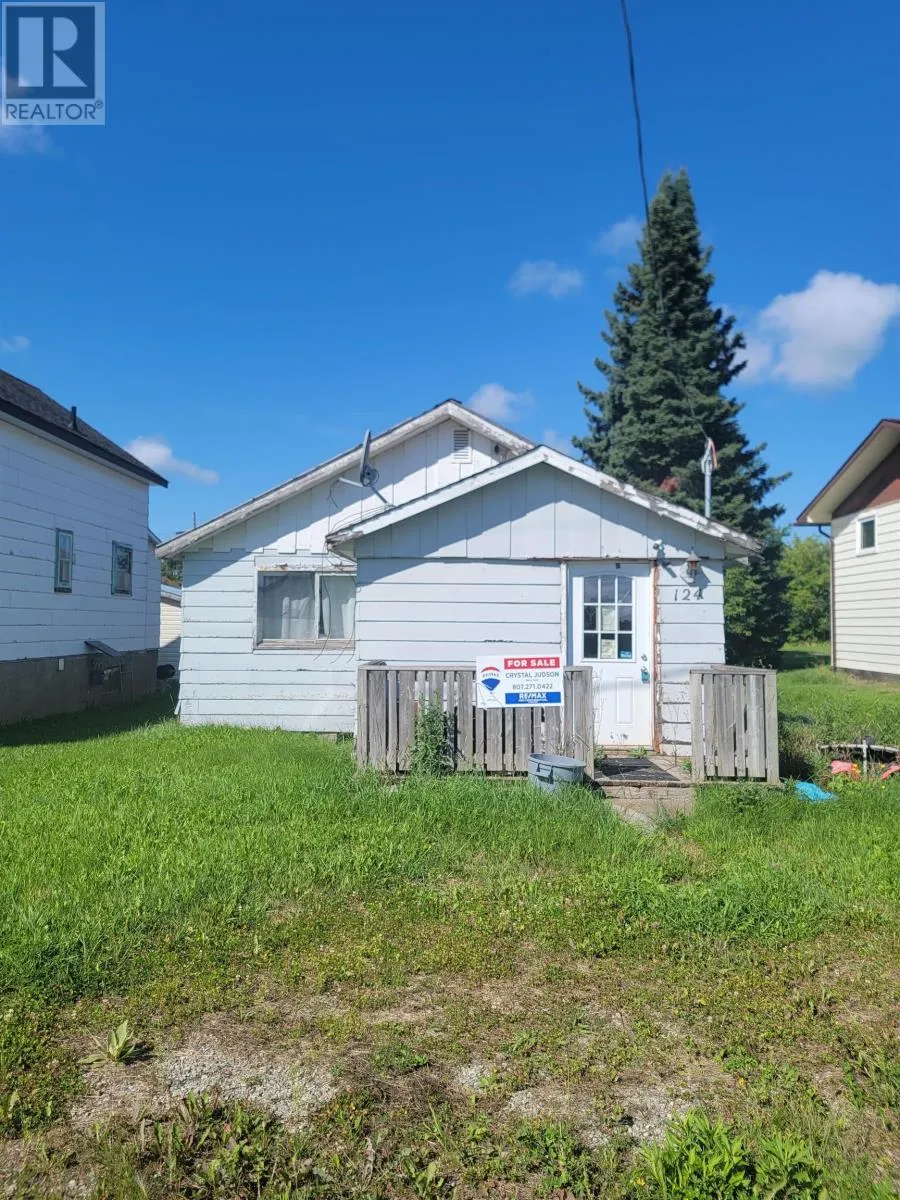 124 Sykes St, Atikokan, Ontario P0T 1C0