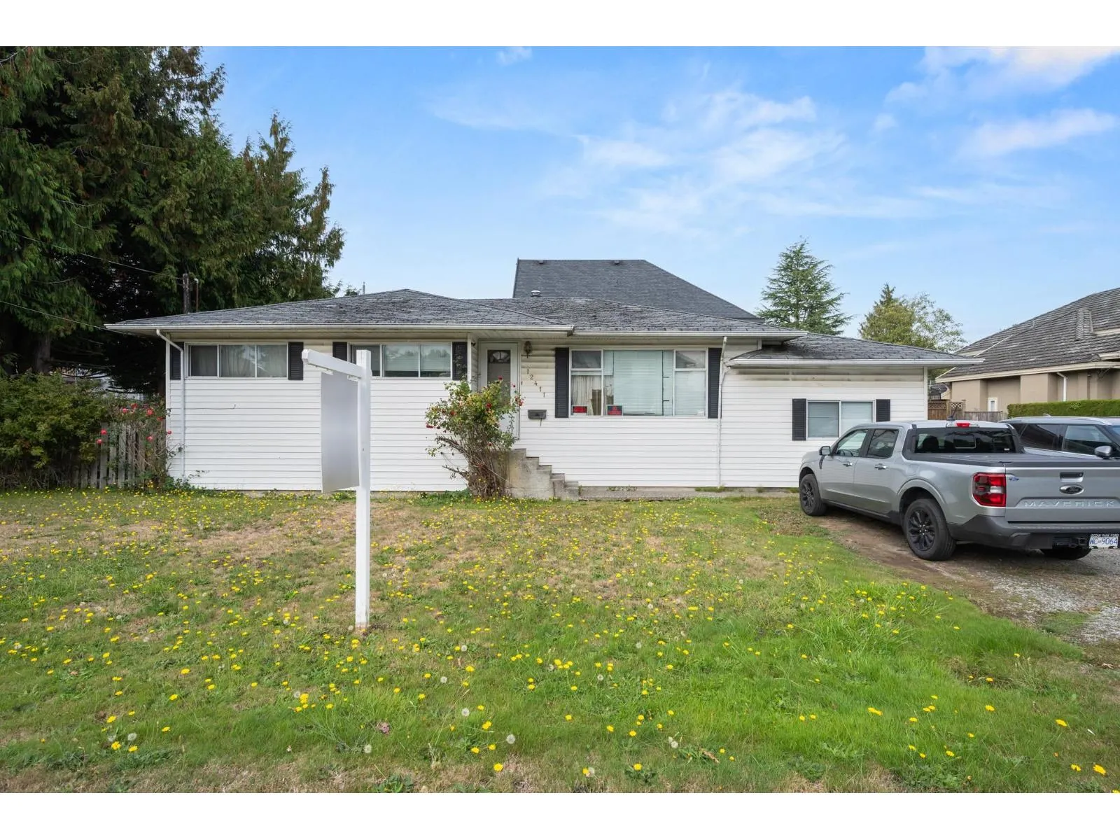 House for rent: 12411 78 Avenue, Surrey, British Columbia V3W 2X5