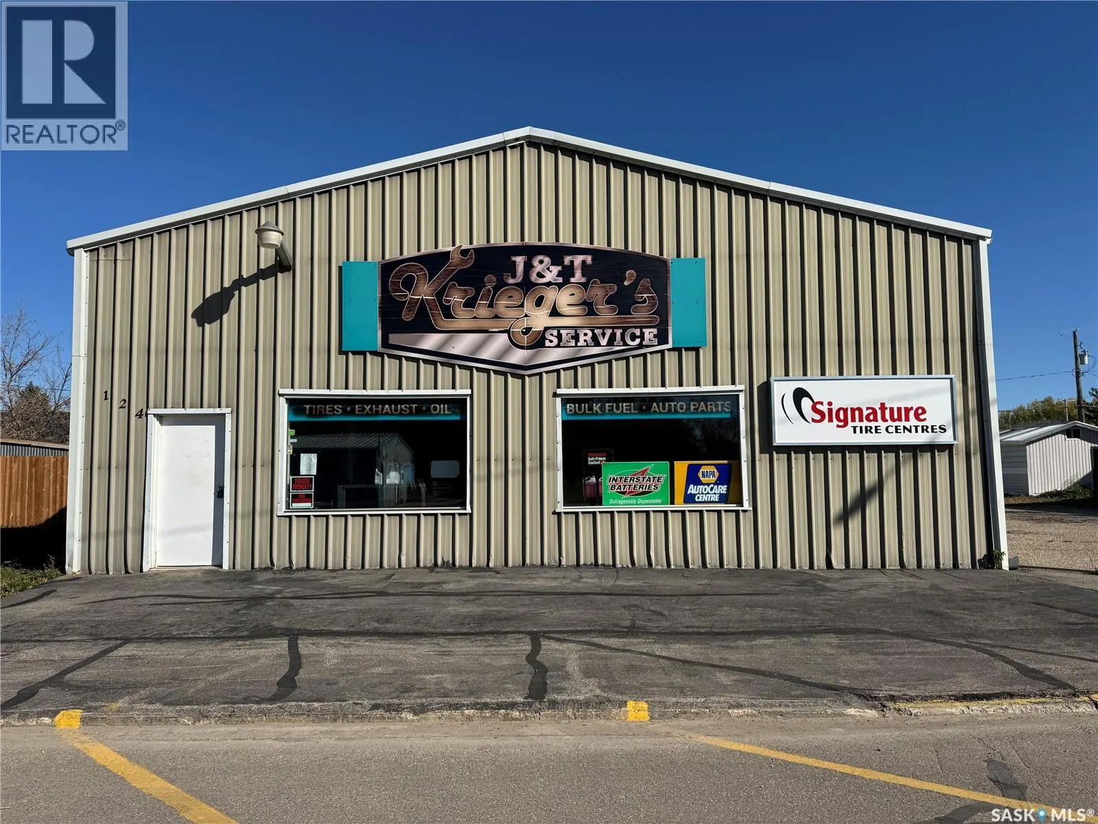 Warehouse for rent: 124-126 Aspen Street, Leroy, Saskatchewan S0K 2P0