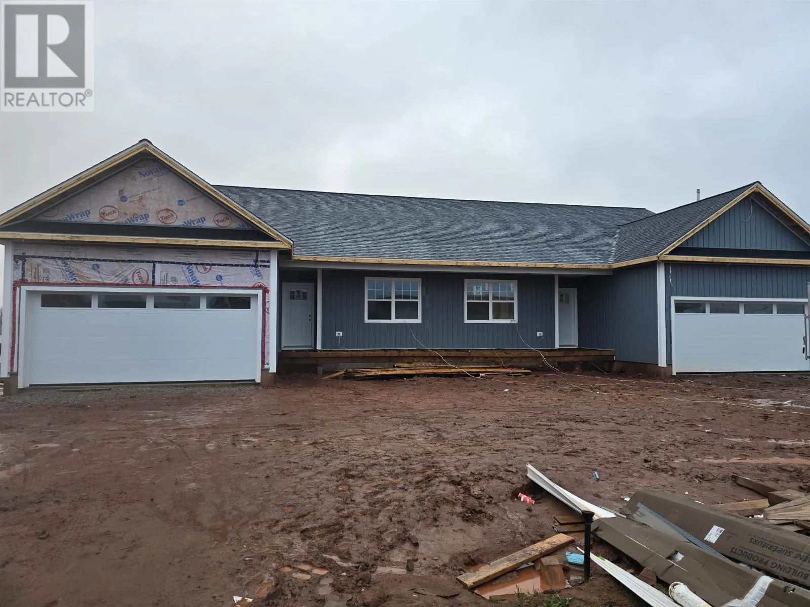 House for rent: 124-126 Kindred Avenue, Charlottetown, Prince Edward Island C1C 0Y8