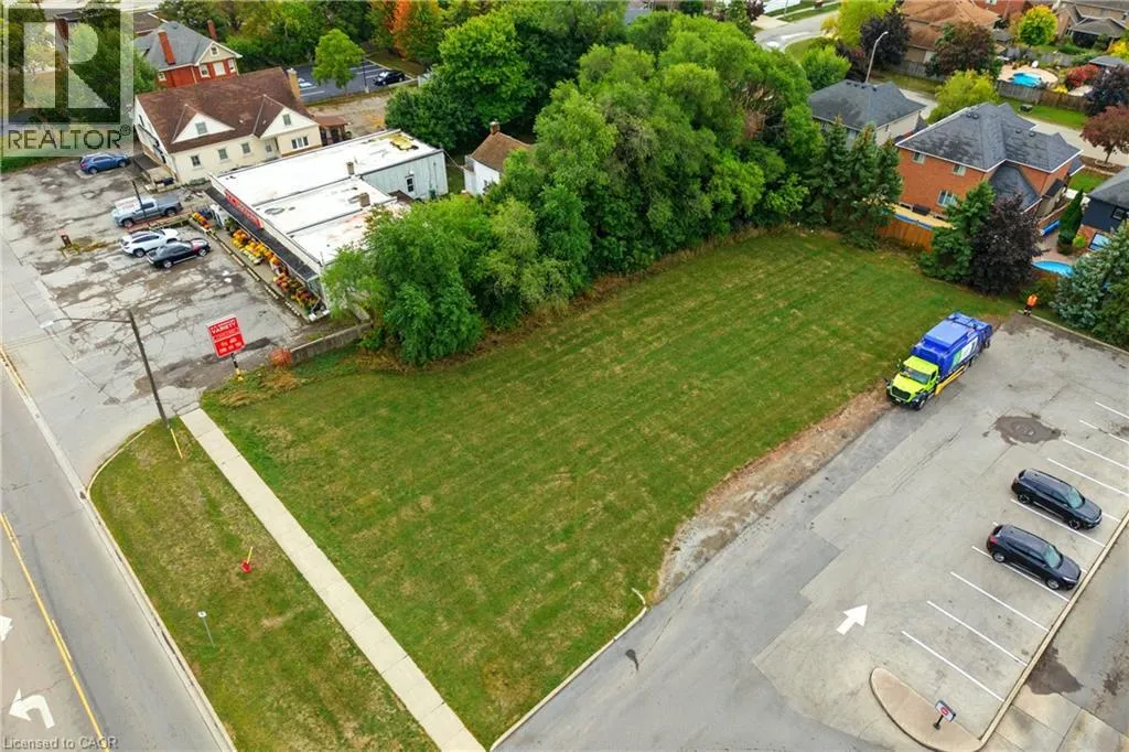 1242 8 Highway, Stoney Creek, Ontario L8E 5K3