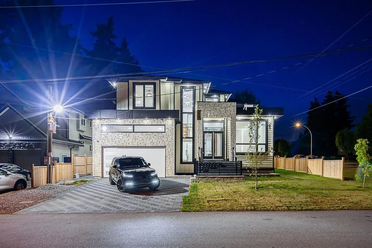 House for rent: 12441 58a Avenue, Surrey, British Columbia V3X 1X6