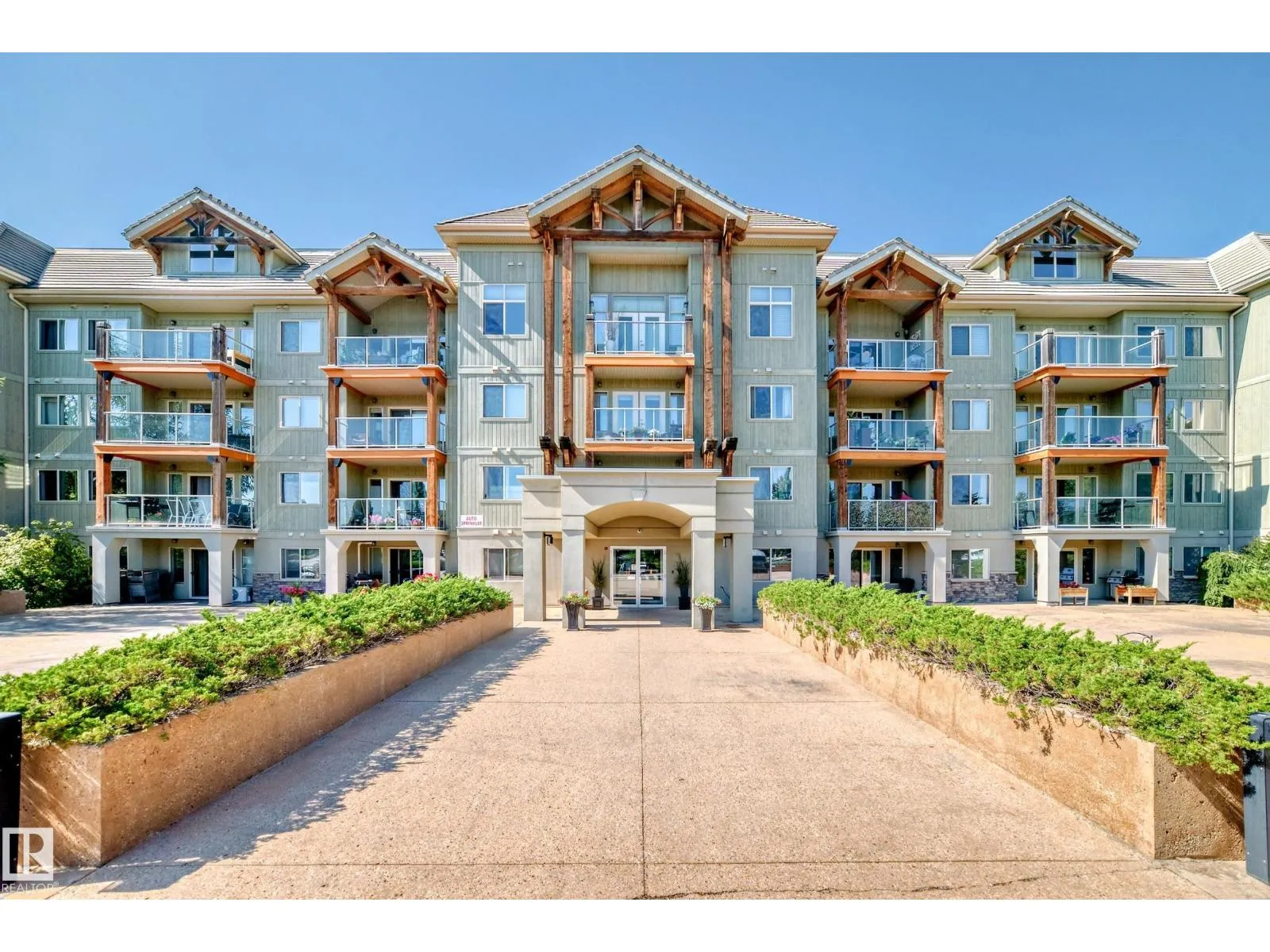 Apartment for rent: #125 278 Suder Greens Dr Nw, Edmonton, Alberta T5T 6V6