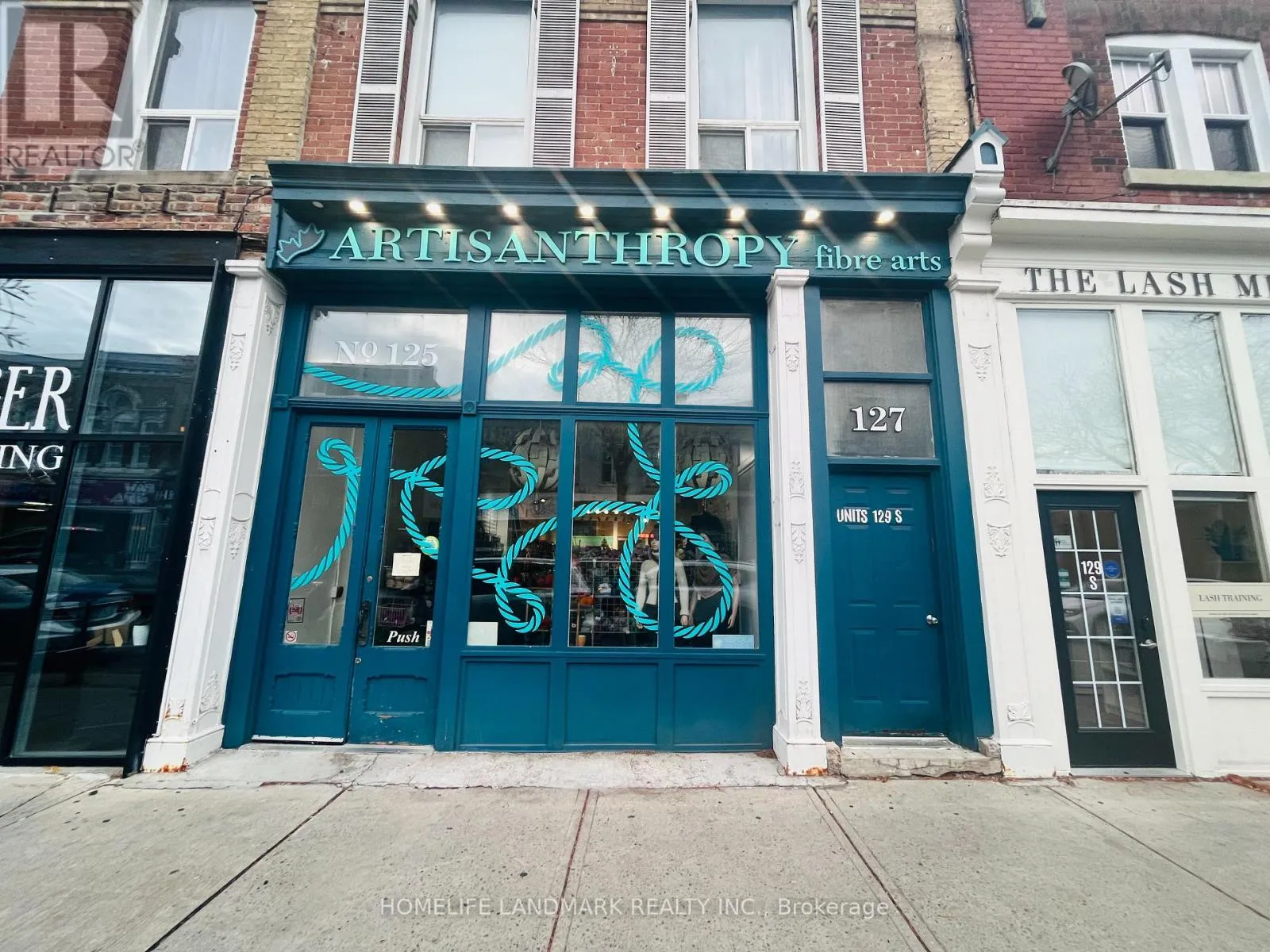 125 Brock Street S, Whitby, Ontario L1N 4J9