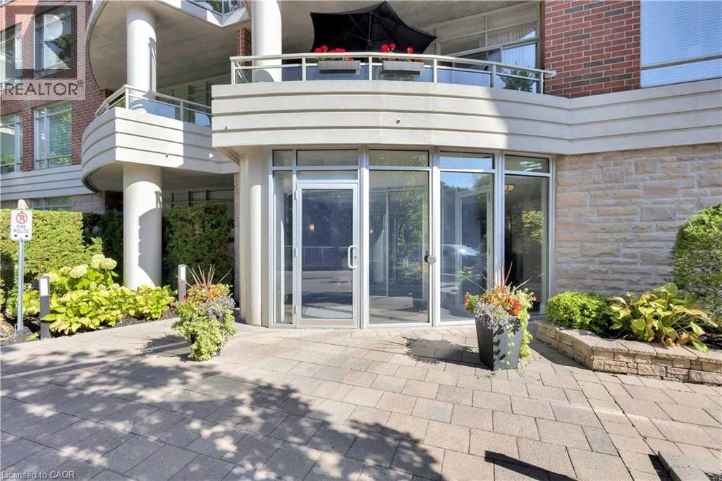 Apartment for rent: 125 Wilson Street W Unit# 108, Ancaster, Ontario L9G 0B3