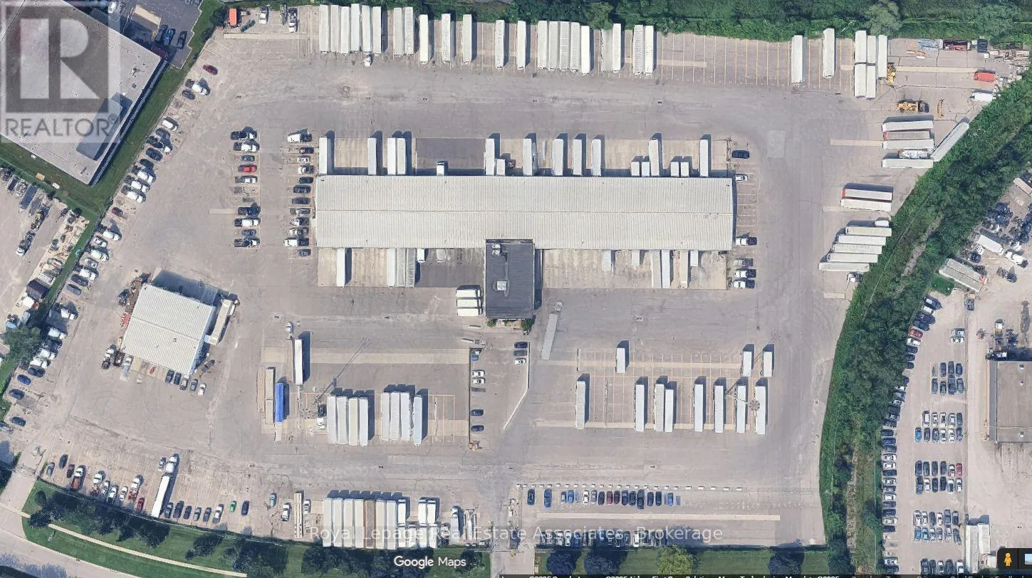 Multi-Tenant Industrial for rent: 1250 Thornton Road S, Oshawa, Ontario L1J 7E2