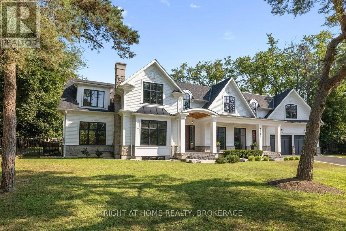 House for rent: 1253 Crawford Court, Oakville, Ontario L6J 1Z2