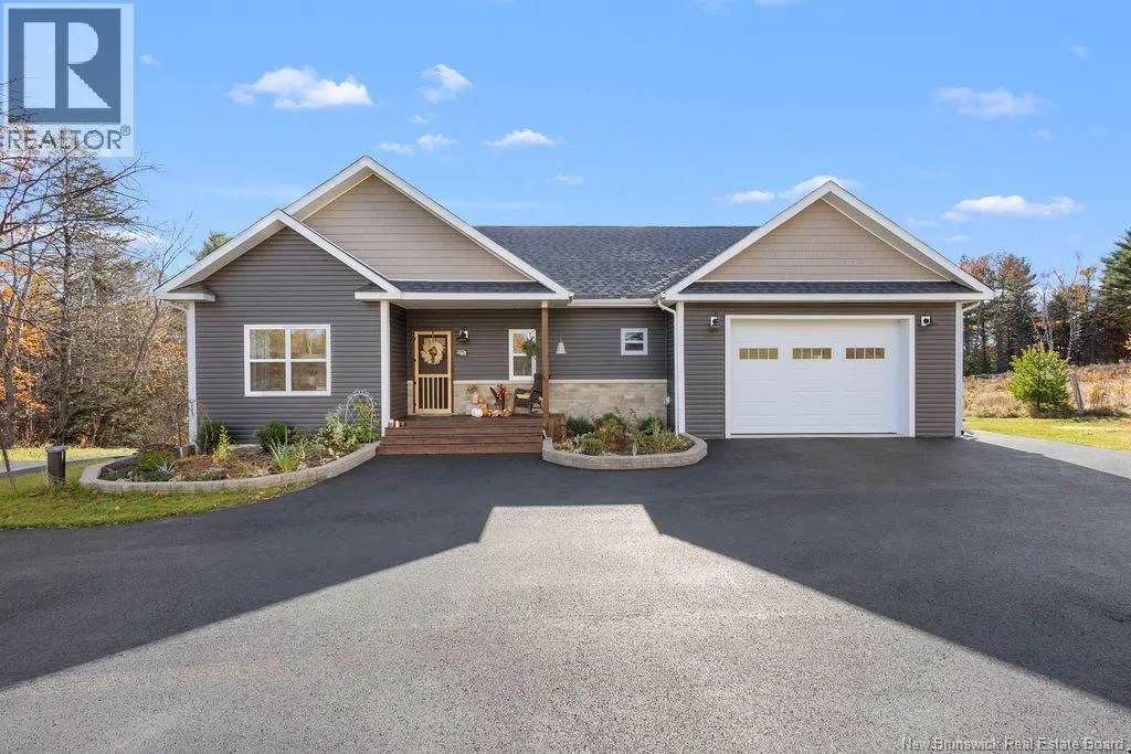 1253b Rte 425, Whitney, New Brunswick E1V 4L3