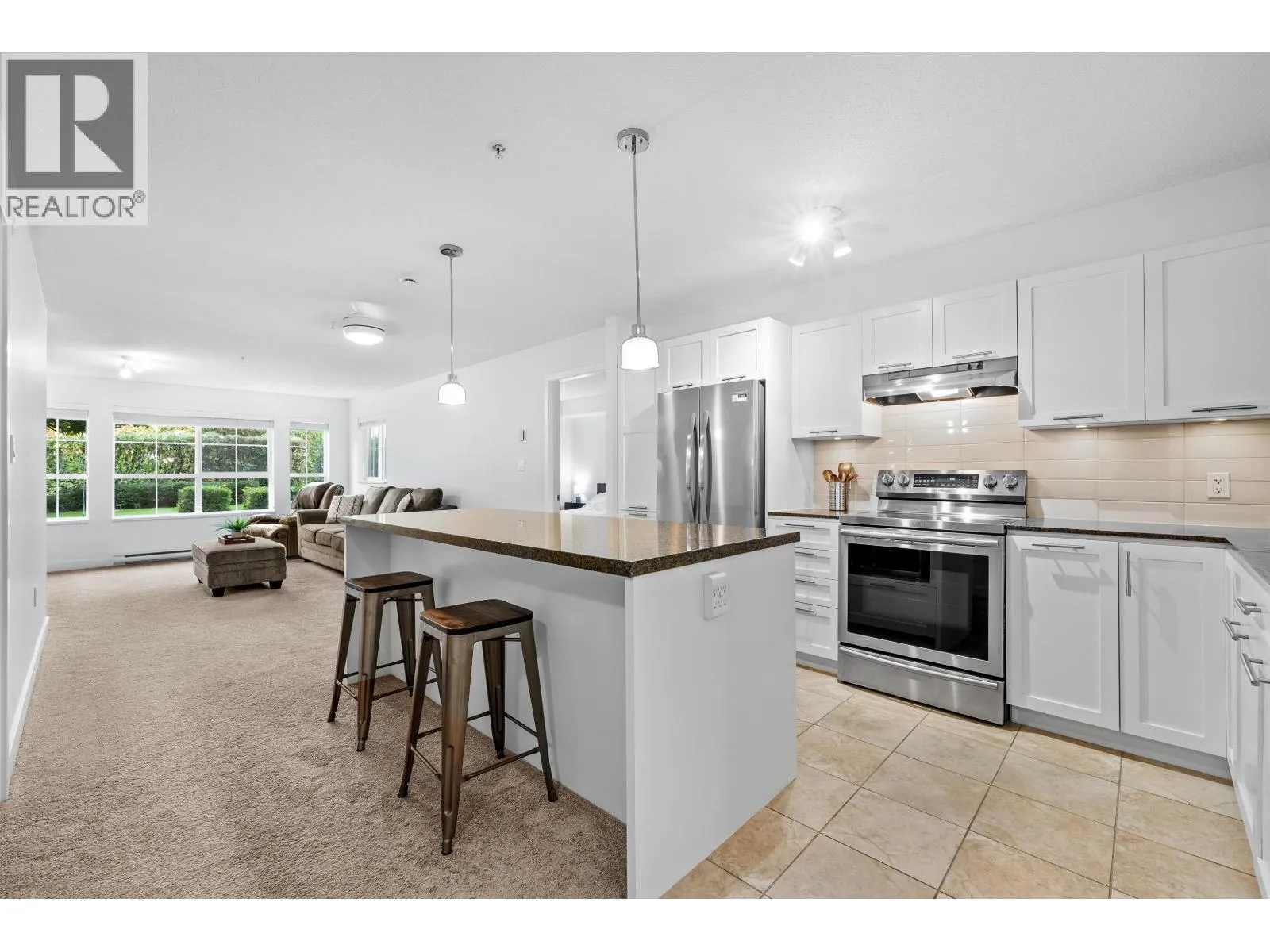 Apartment for rent: 126 19677 Meadow Gardens Way, Pitt Meadows, British Columbia V3Y 0A2