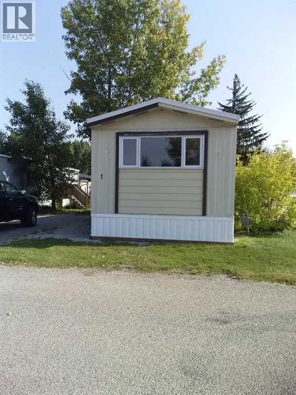Mobile Home for rent: 126, 6220 17 Avenue Se, Calgary, Alberta T2A 0W6