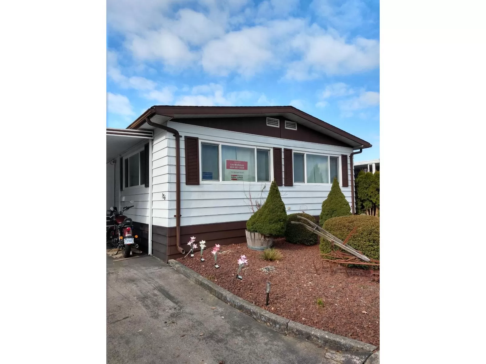 Manufactured Home for rent: 126 8234 134 Street, Surrey, British Columbia V3W 4V1