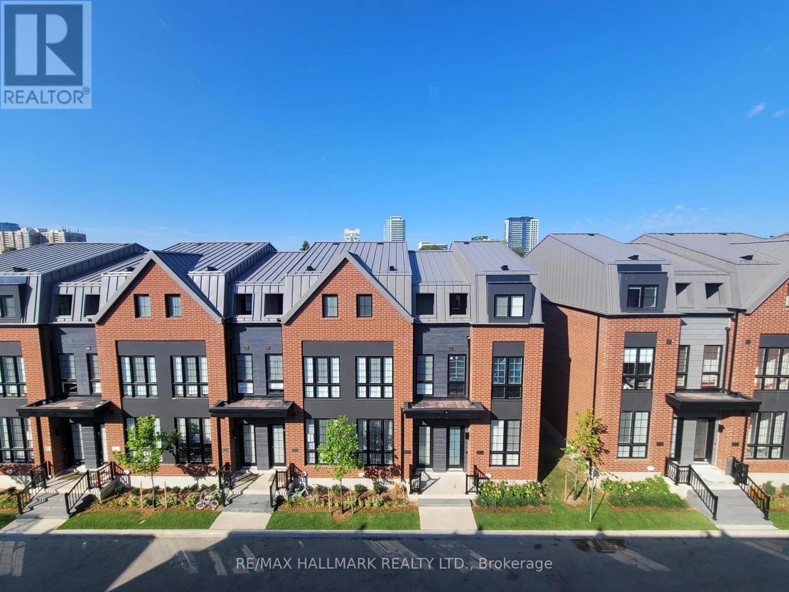 Row / Townhouse for rent: 126 Alton Crescent, Vaughan, Ontario L4J 0M1