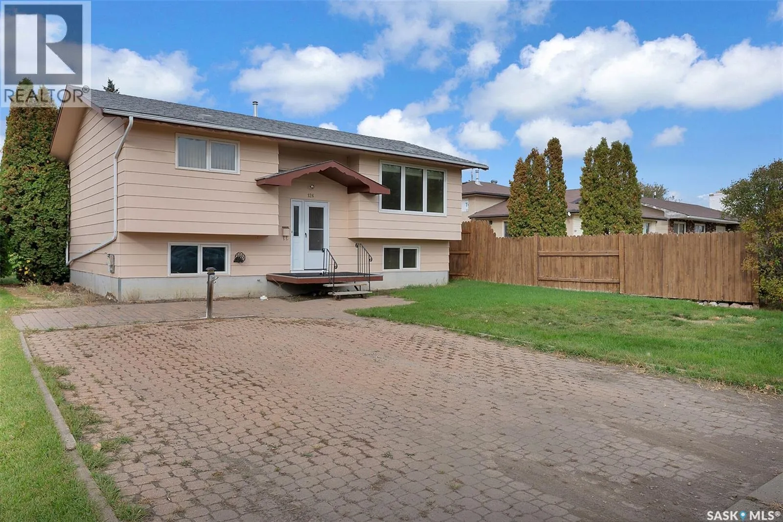 House for rent: 126 Burton Street, Grand Coulee, Saskatchewan S4M 0A3