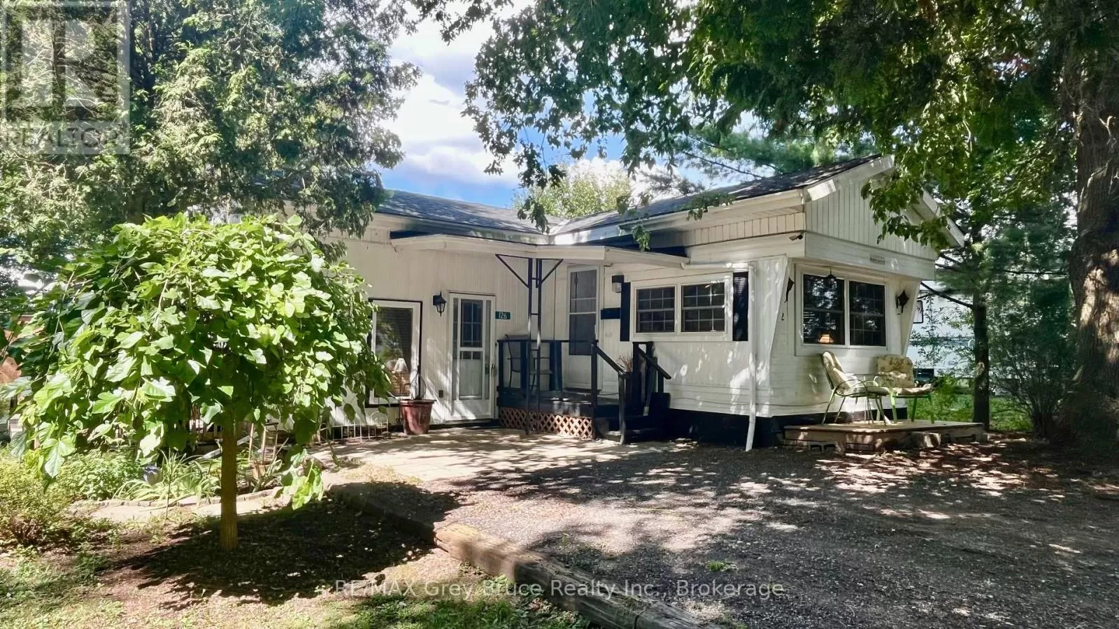 Modular for rent: 126 Harvey Street, Georgian Bluffs, Ontario N0H 2N0