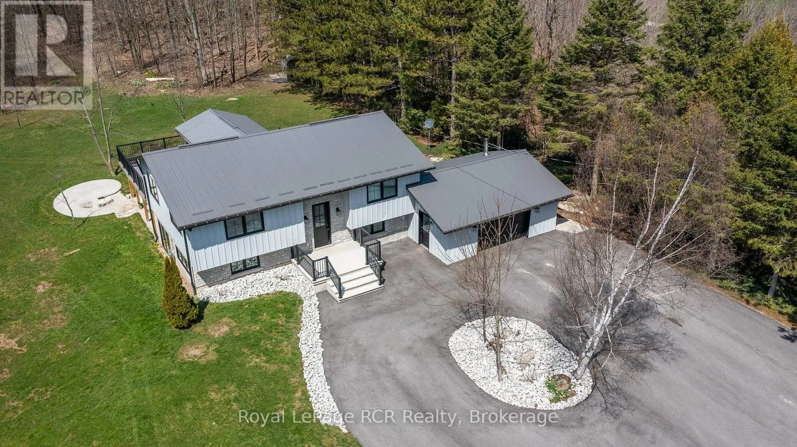 House for rent: 126 West Street, Georgian Bluffs, Ontario N4K 5N7