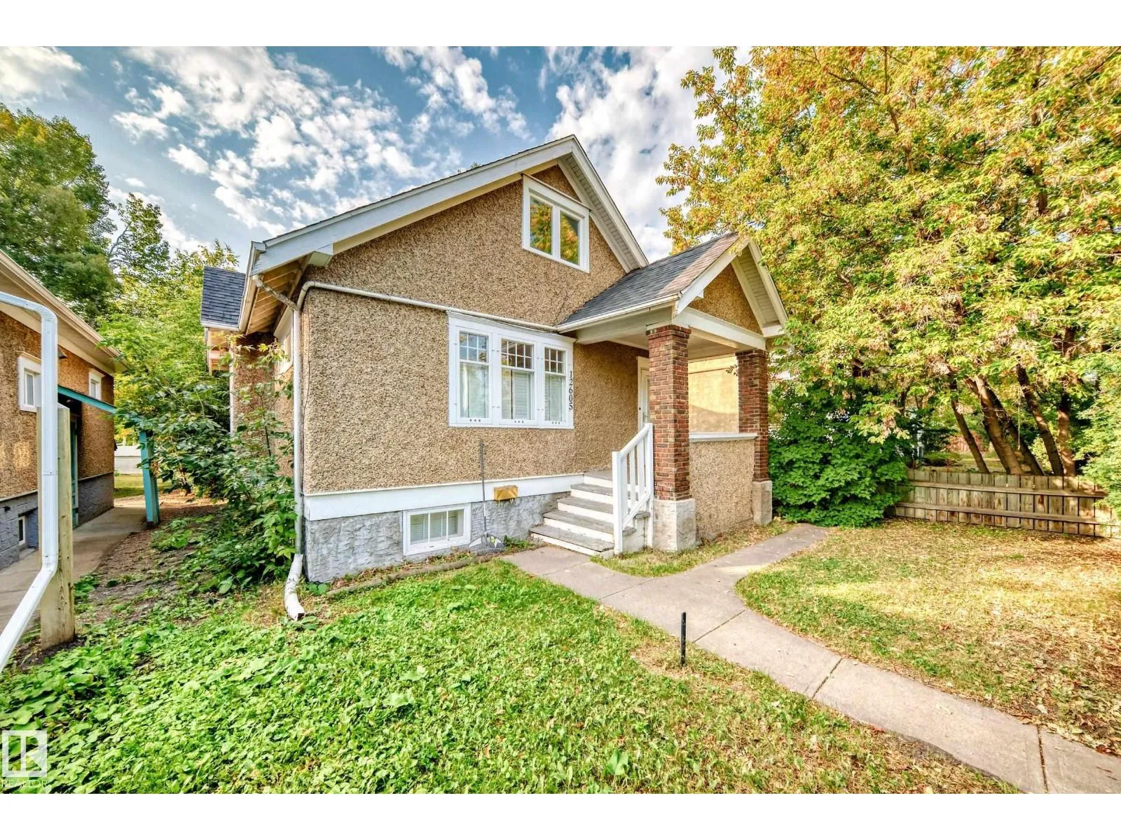 House for rent: 12605 107 Av Nw, Edmonton, Alberta T5M 1Z5