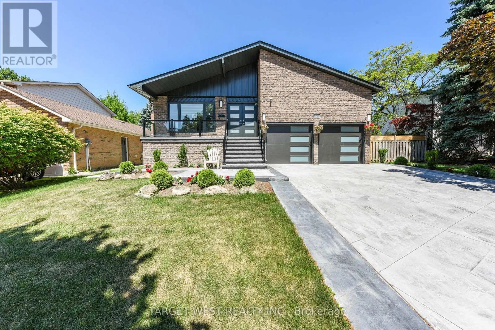 House for rent: 1263 Crestdale Road, Mississauga, Ontario L5H 1X8