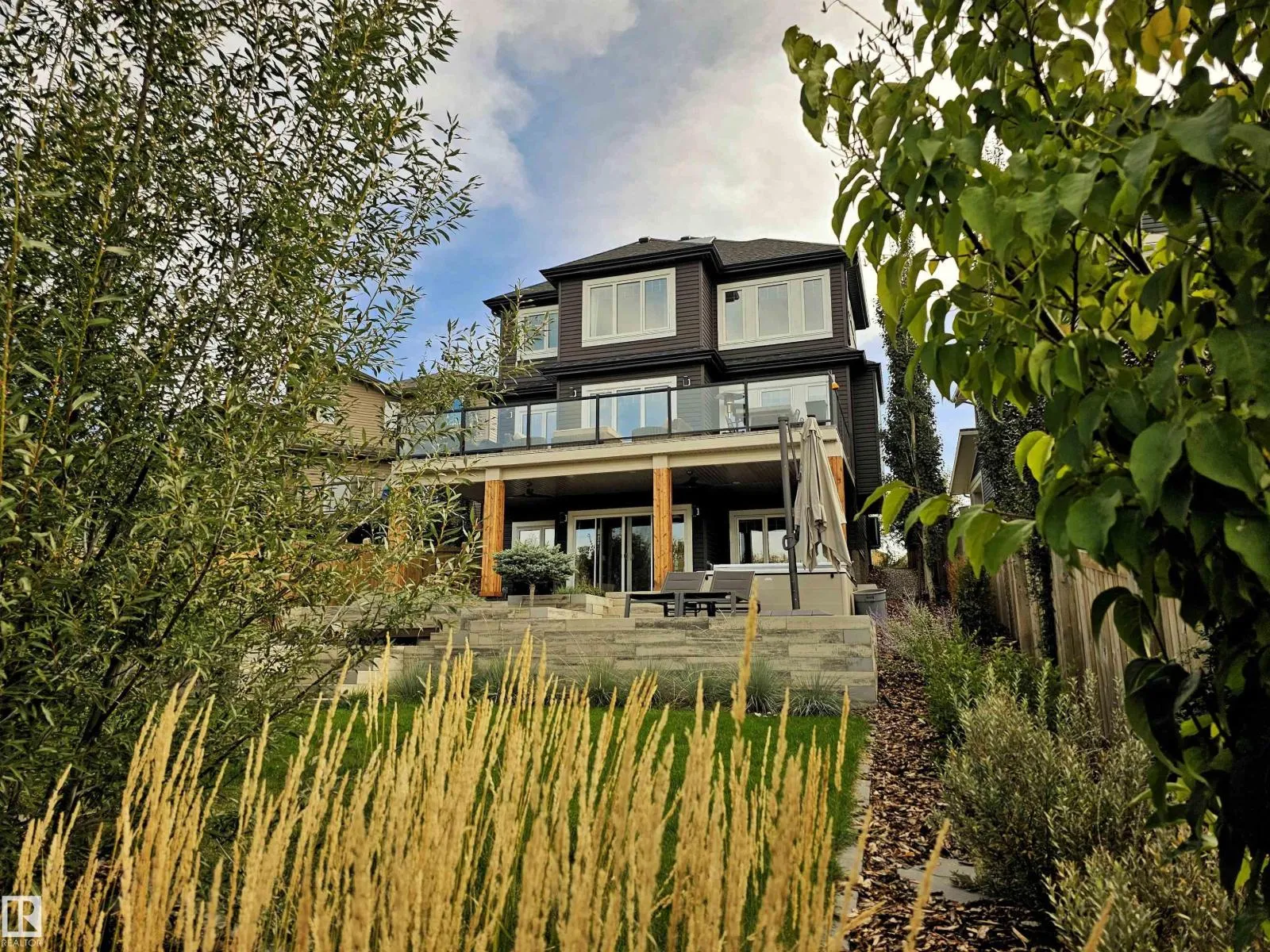 House for rent: 1265 Peregrine Terrace Nw, Edmonton, Alberta T5S 0M4