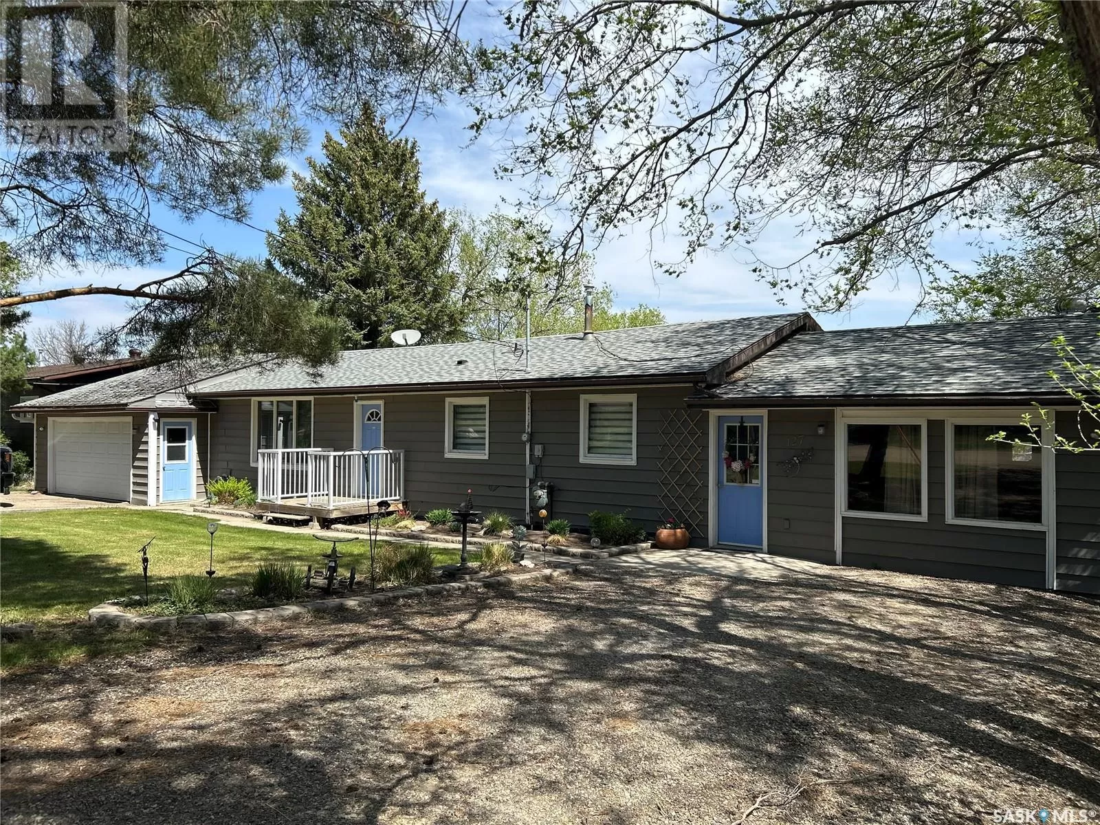 House for rent: 127 3rd Avenue, Young, Saskatchewan S0K 4Y0