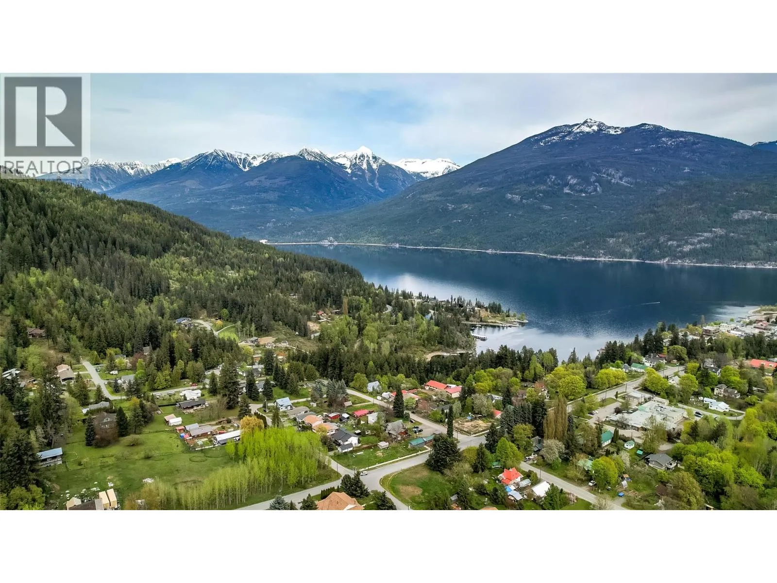 House for rent: 127 8th Street N, Kaslo, British Columbia V0G 1M0