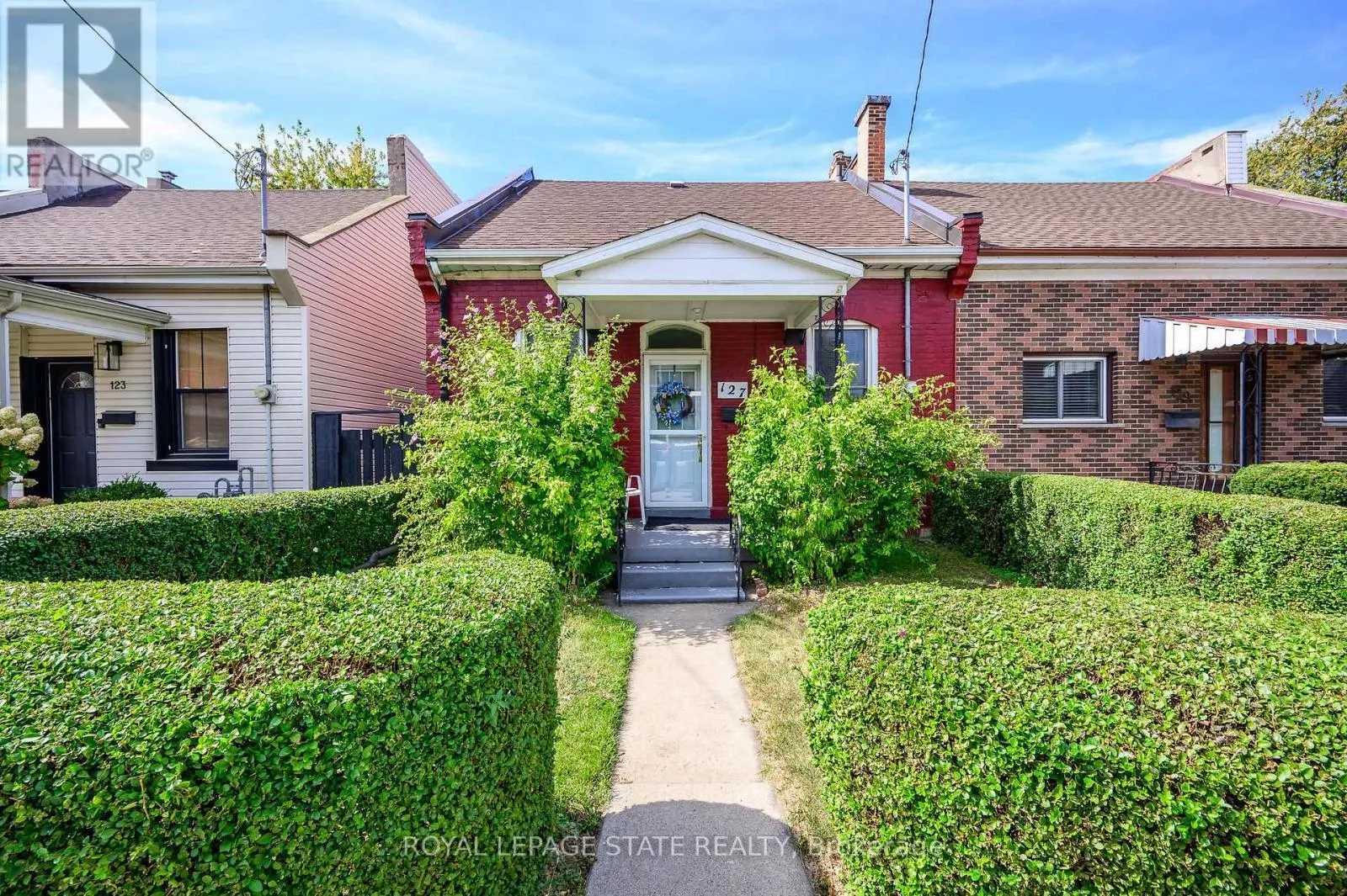 House for rent: 127 East Avenue N, Hamilton, Ontario L8L 5H6