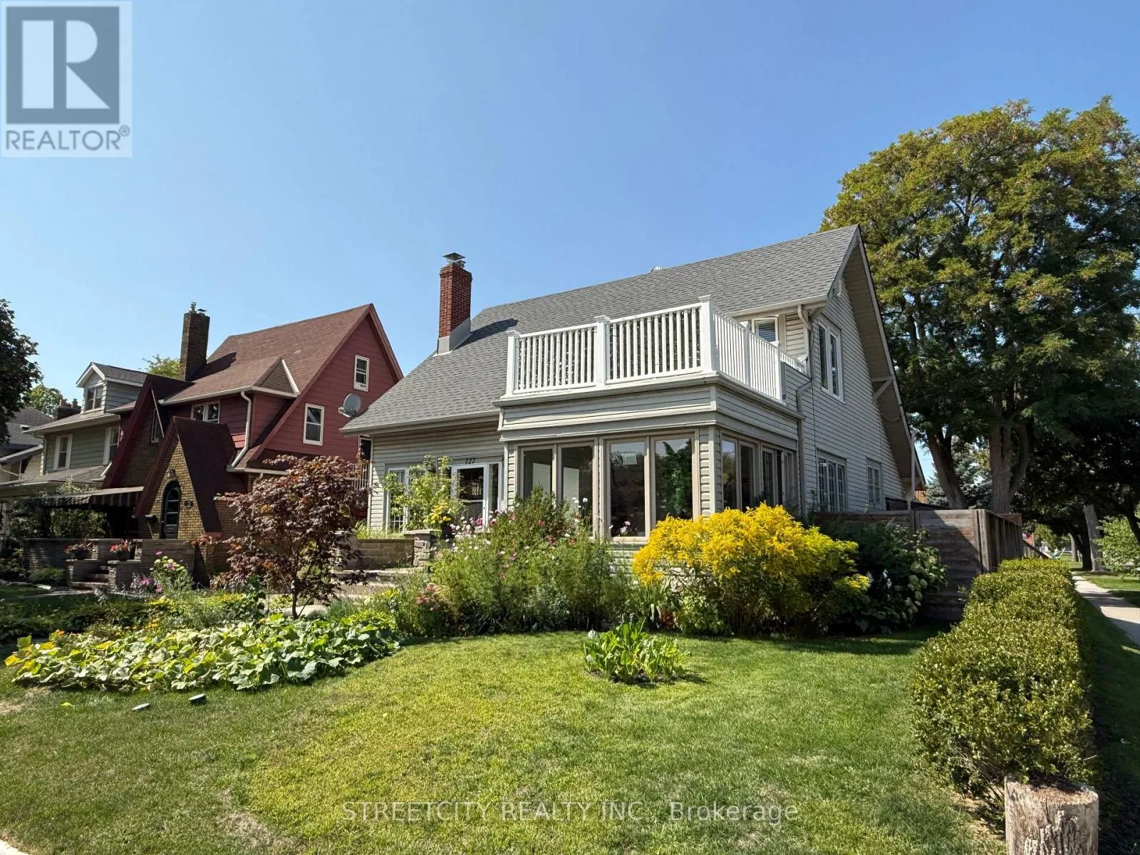 House for rent: 127 Fleming Street, Sarnia, Ontario N7T 6C2