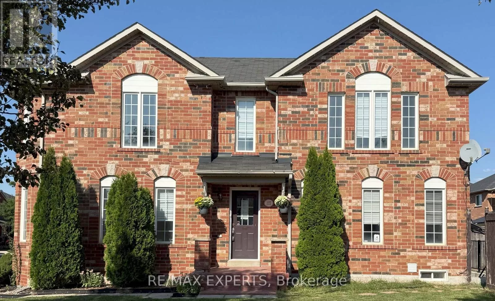 House for rent: 127 Worthington Avenue, Brampton, Ontario L7A 3H3