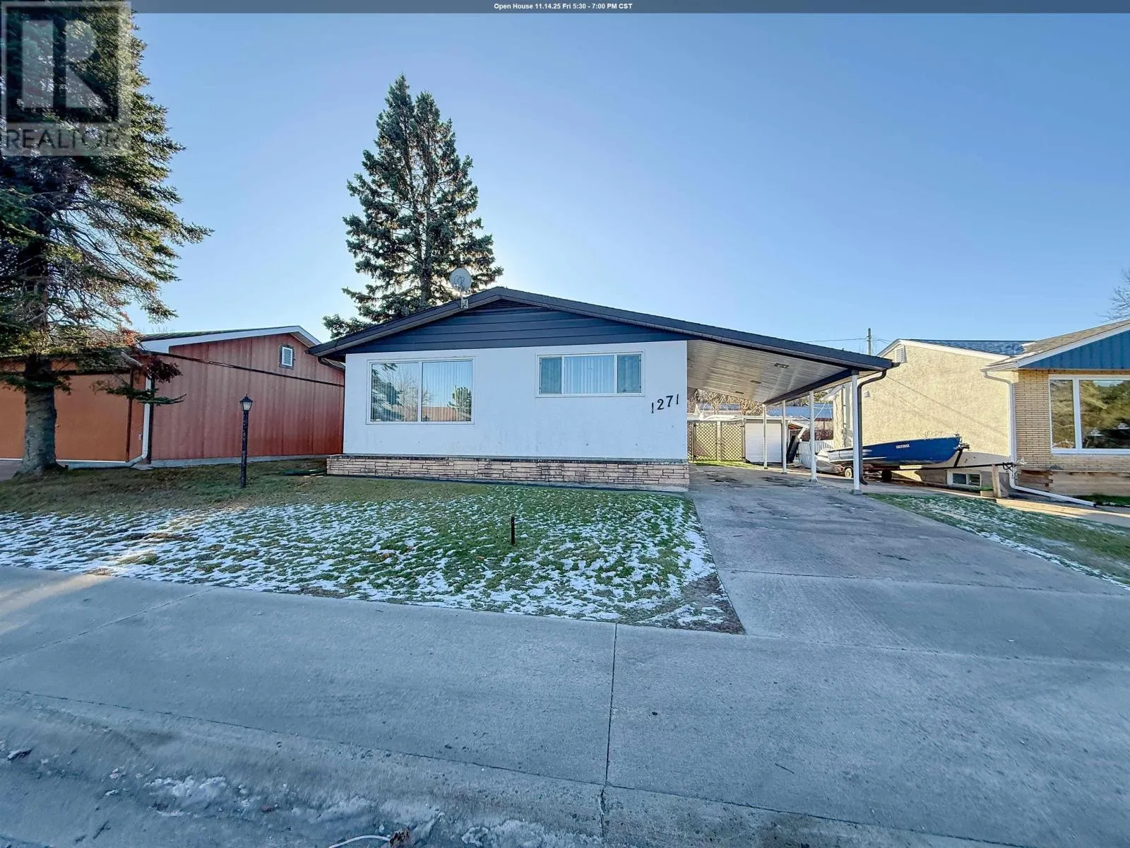 1271 Valley Drive, KENORA, Ontario P9N 2W8