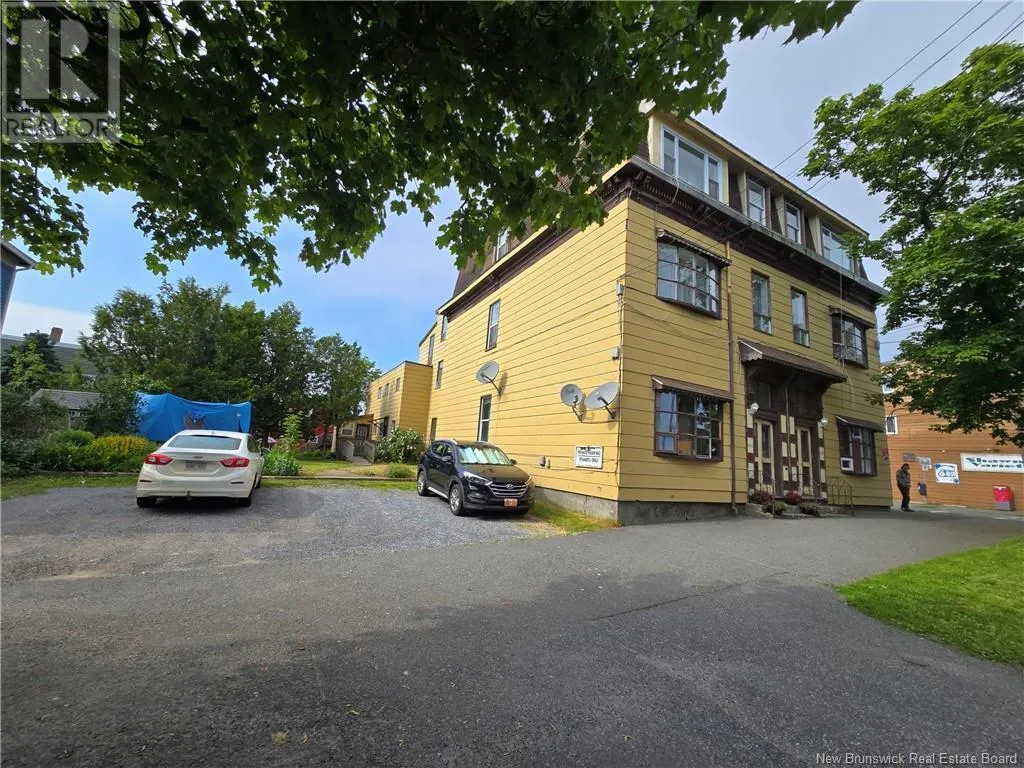 127-129 Broad Street, Saint John, New Brunswick E2L 1Y7