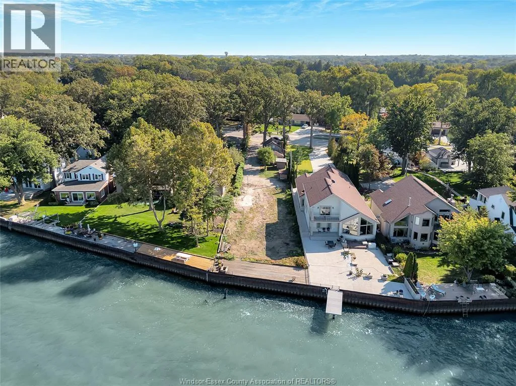 No Building for rent: 12718-12722 Riverside Drive, Tecumseh, Ontario N8N 1A7