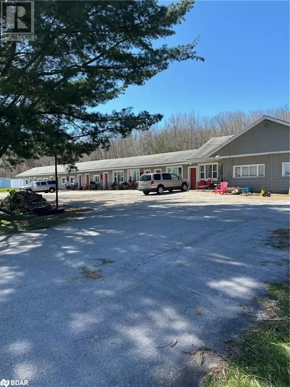 12774 County Rd 16 Road, Waubaushene, Ontario L0K 2C0