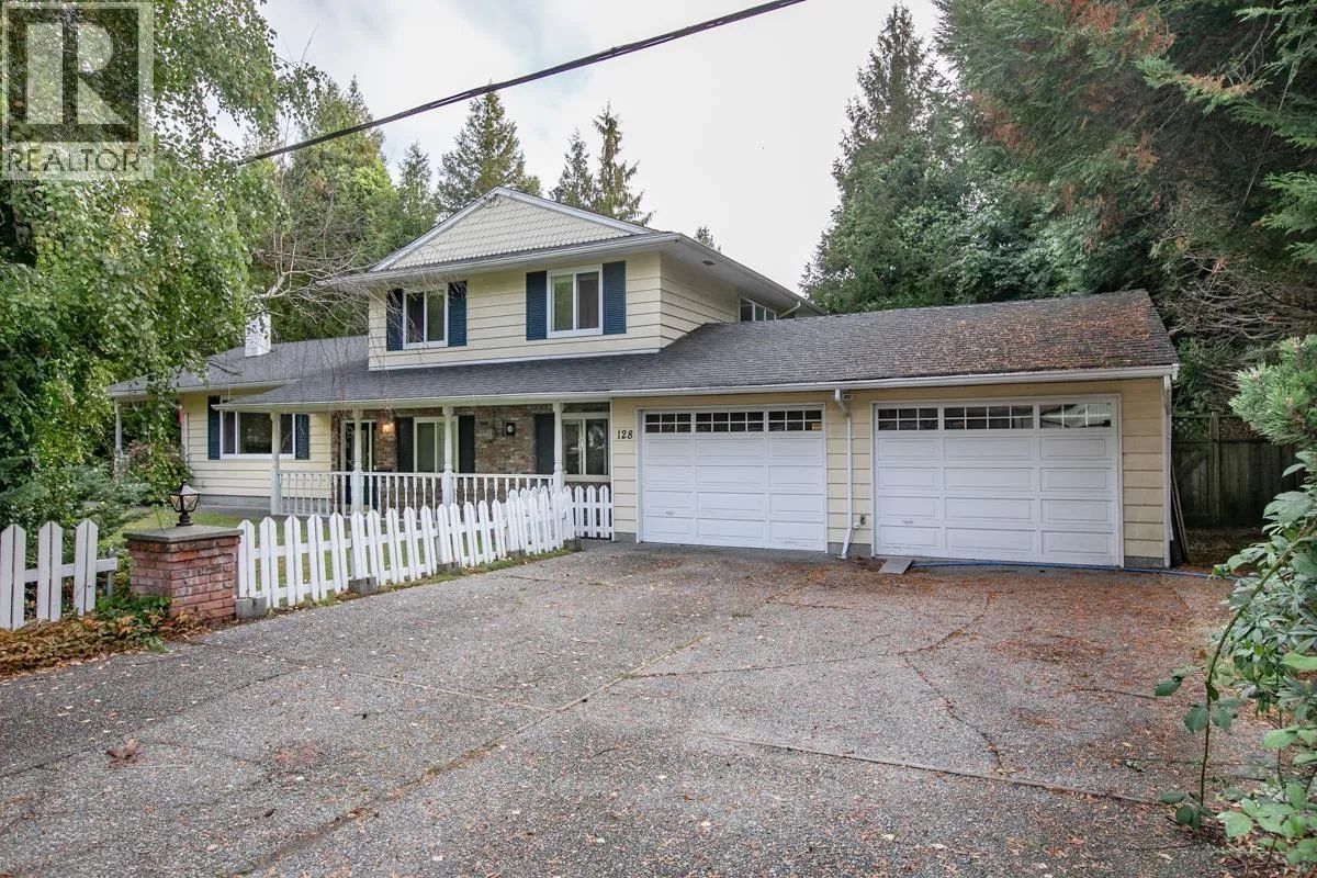 House for rent: 128 53 Street, Delta, British Columbia V4M 3B2