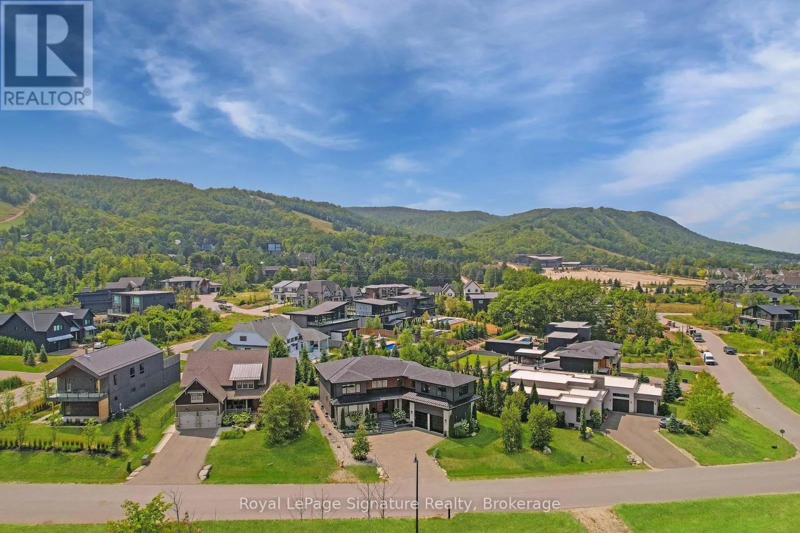 House for rent: 128 Arnot Crescent, Blue Mountains, Ontario L9Y 0Z8