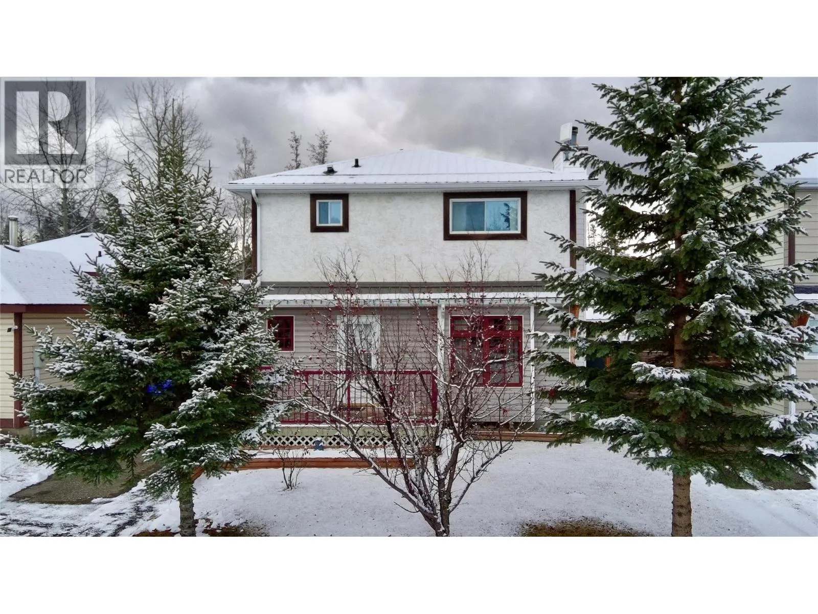 House for rent: 128 Spieker Avenue, Tumbler Ridge, British Columbia V0C 2W0