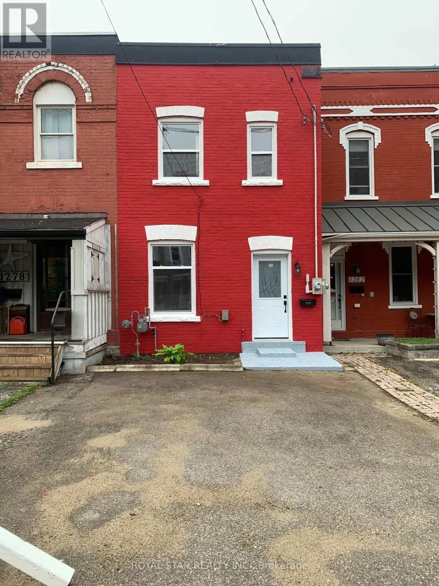 Row / Townhouse for rent: 1280 4th Avenue E, Owen Sound, Ontario N4K 2P6