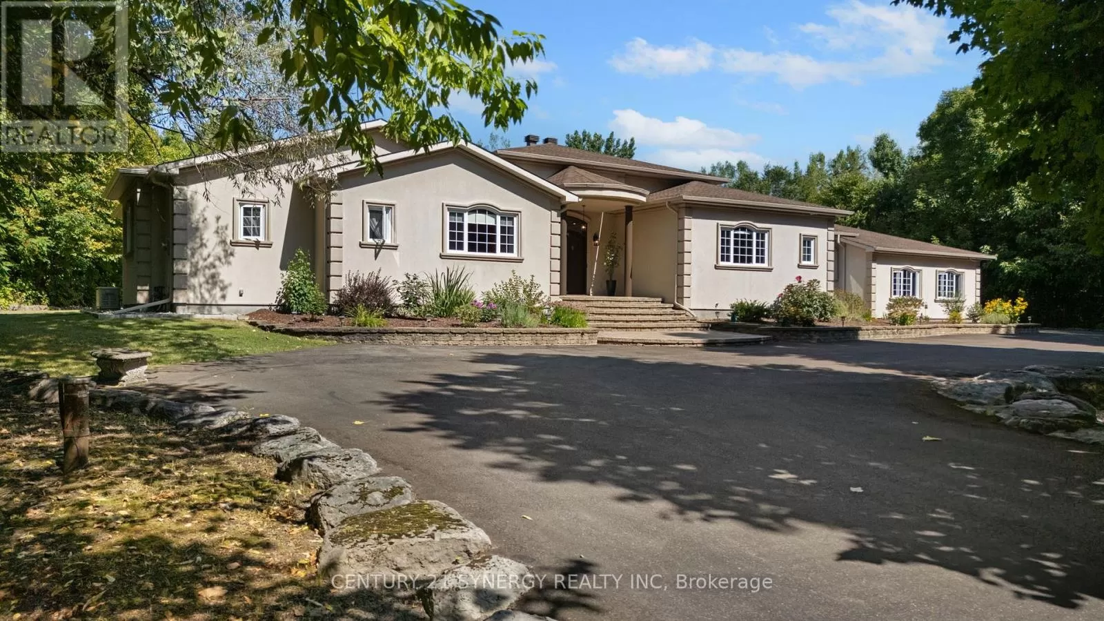 House for rent: 1281 Georges Vanier Drive N, Ottawa, Ontario K4C 1R6