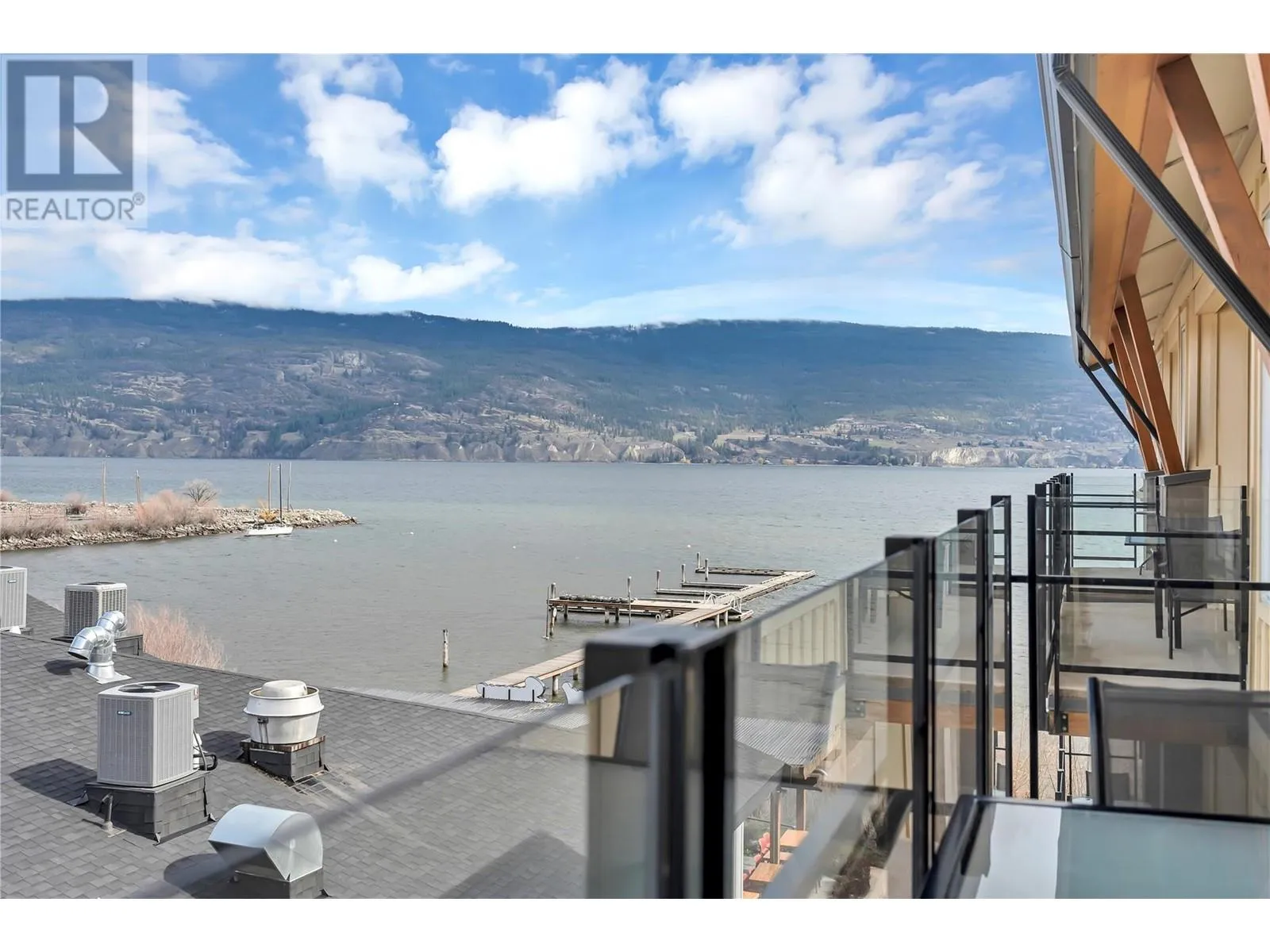 Apartment for rent: 12811 Lakeshore Drive South Unit# 631, Summerland, British Columbia V0H 1Z1