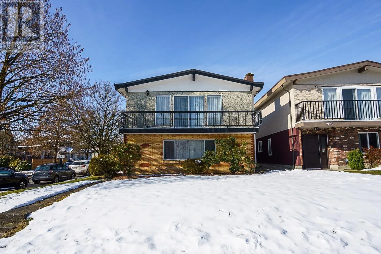 House for rent: 1283 E 59th Avenue, Vancouver, British Columbia V5X 4M5