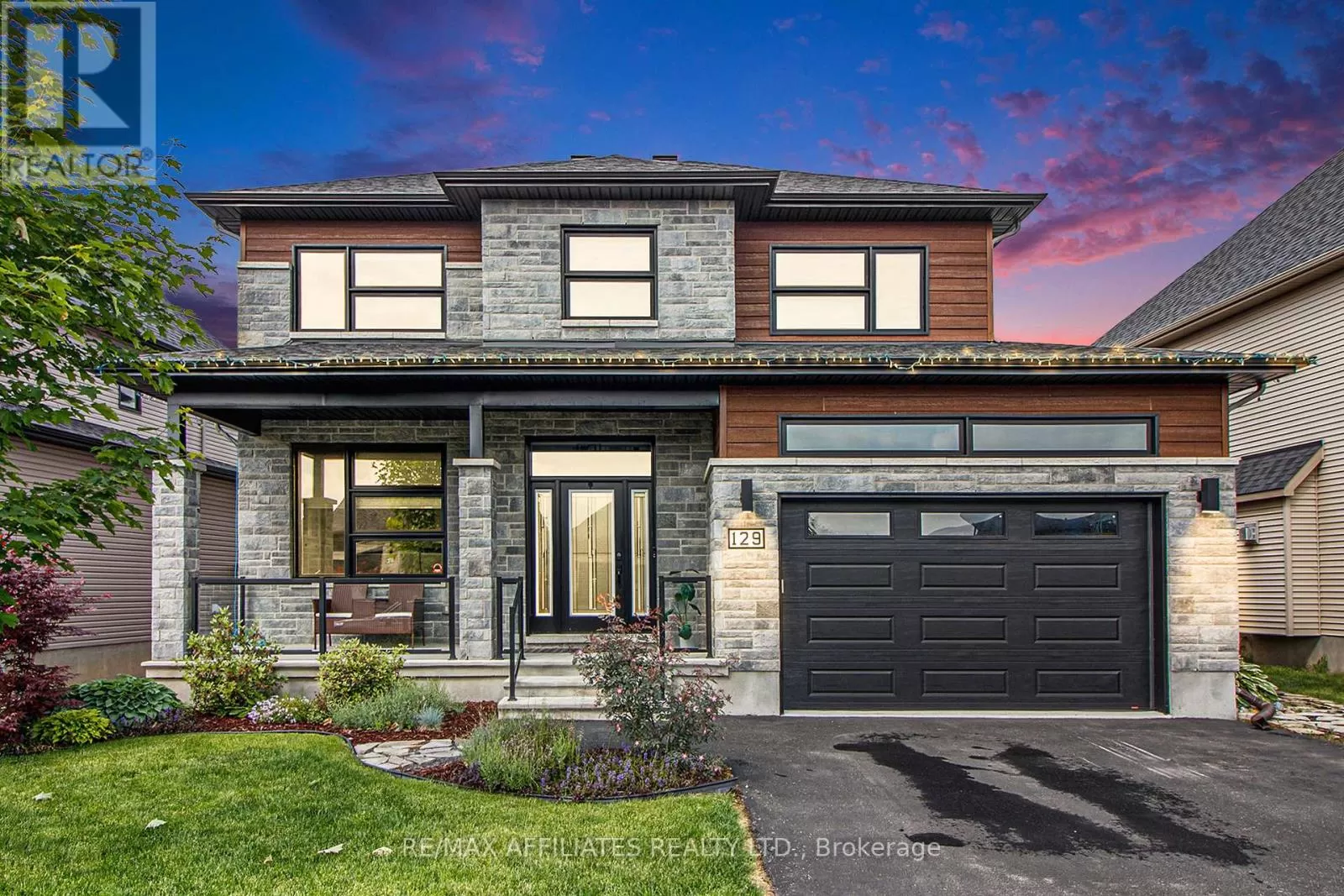 House for rent: 129 Lyon Street, Russell, Ontario K0A 1W0