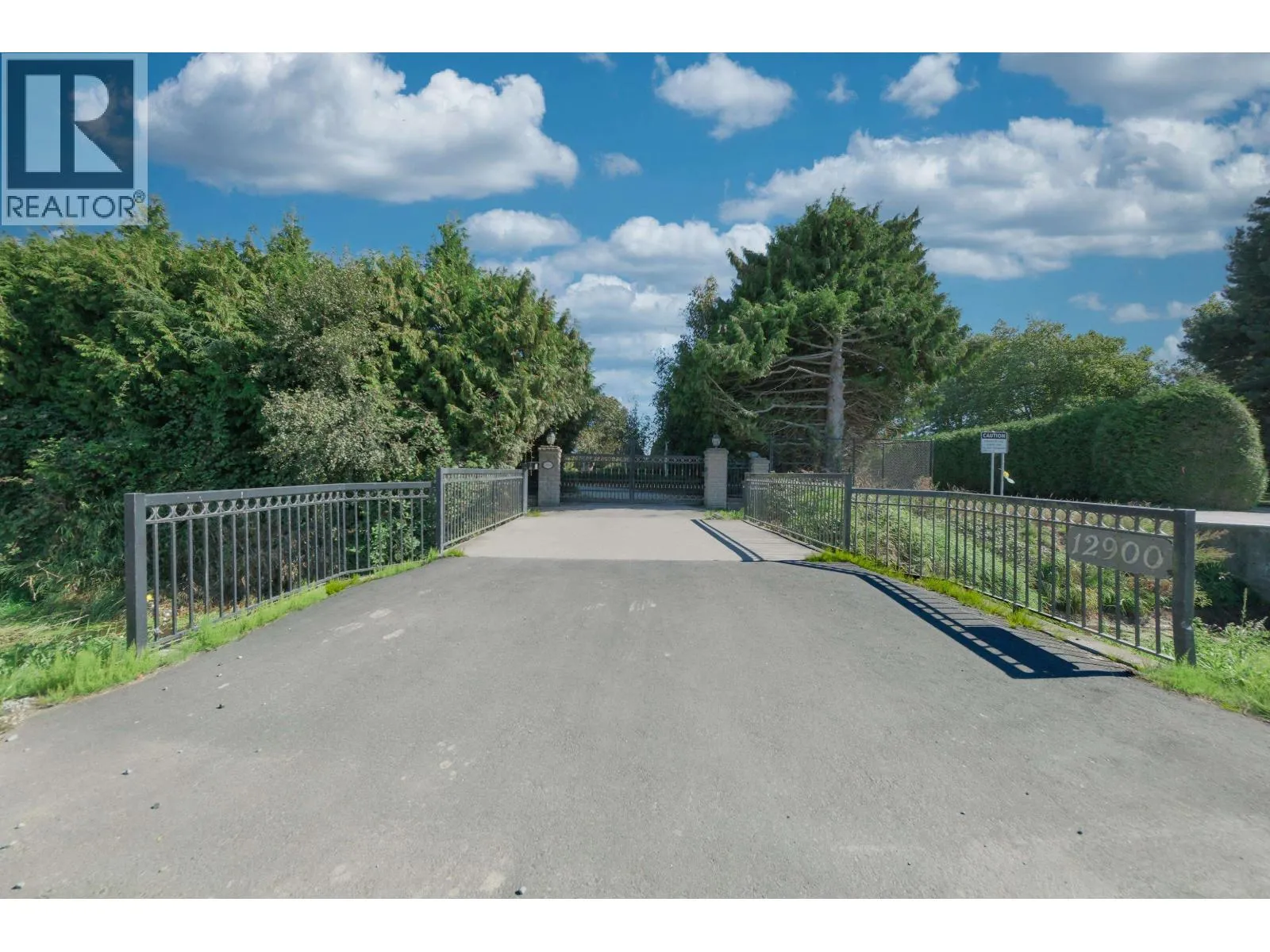 House for rent: 12900 Gilbert Road, Richmond, British Columbia V7E 2H6