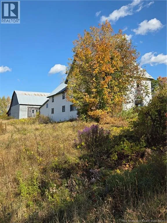 House for rent: 1294 105 Route, Southampton, New Brunswick E6G 1L5