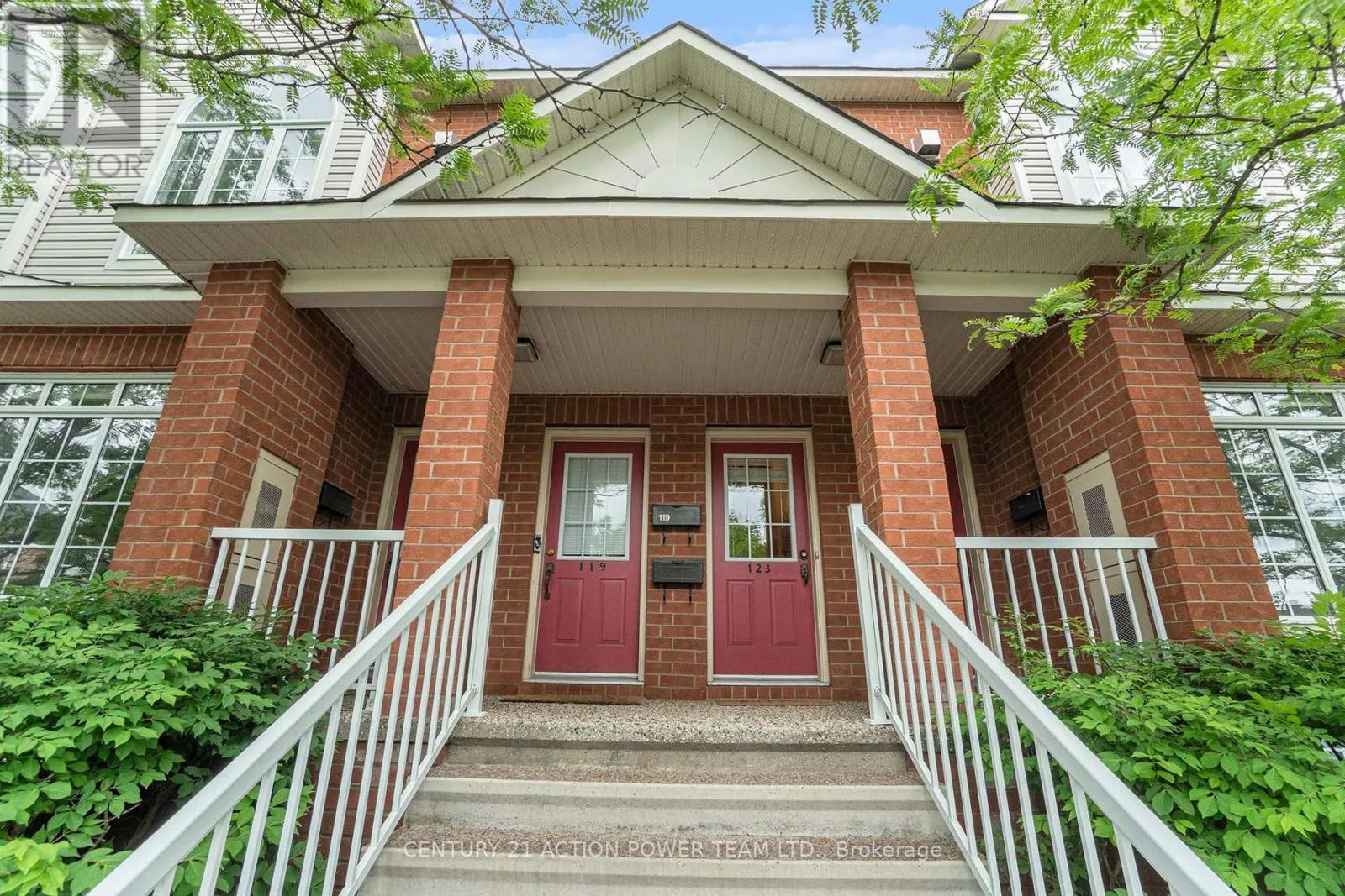 Row / Townhouse for rent: 13 - 123 Gatestone Private, Ottawa, Ontario K1J 1K5