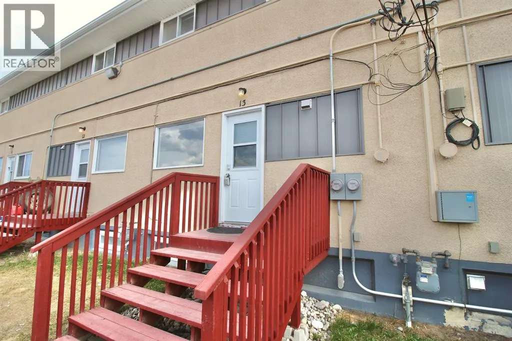 Row / Townhouse for rent: 13, 126 Hardisty Avenue, Hinton, Alberta T7V 1B6