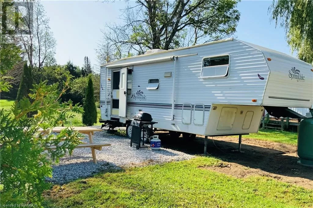 Mobile Home for rent: 13 - 9 Tamarac Road, Northern Bruce Peninsula, Ontario N0H 2R0