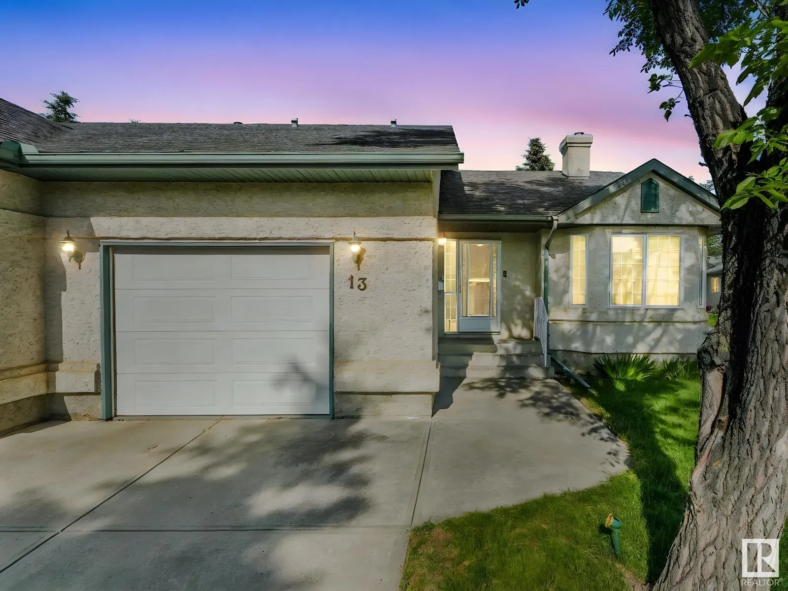 Duplex for rent: #13 9420 172 St Nw, Edmonton, Alberta T5T 6K1