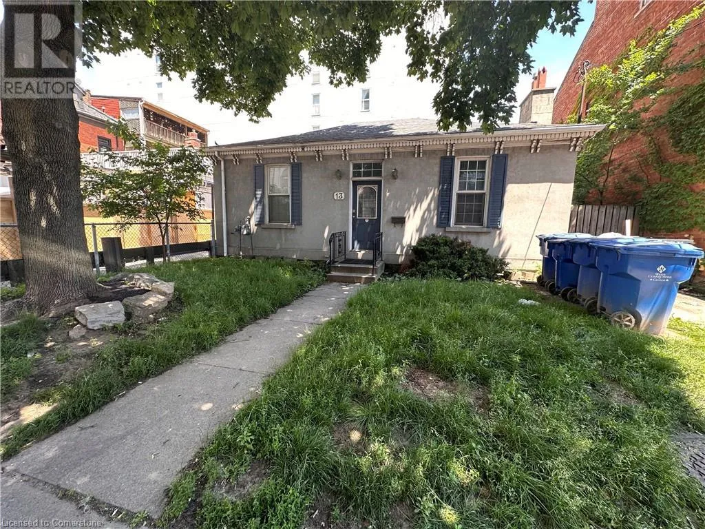 13 Augusta Street, Hamilton, Ontario L8N 1P6
