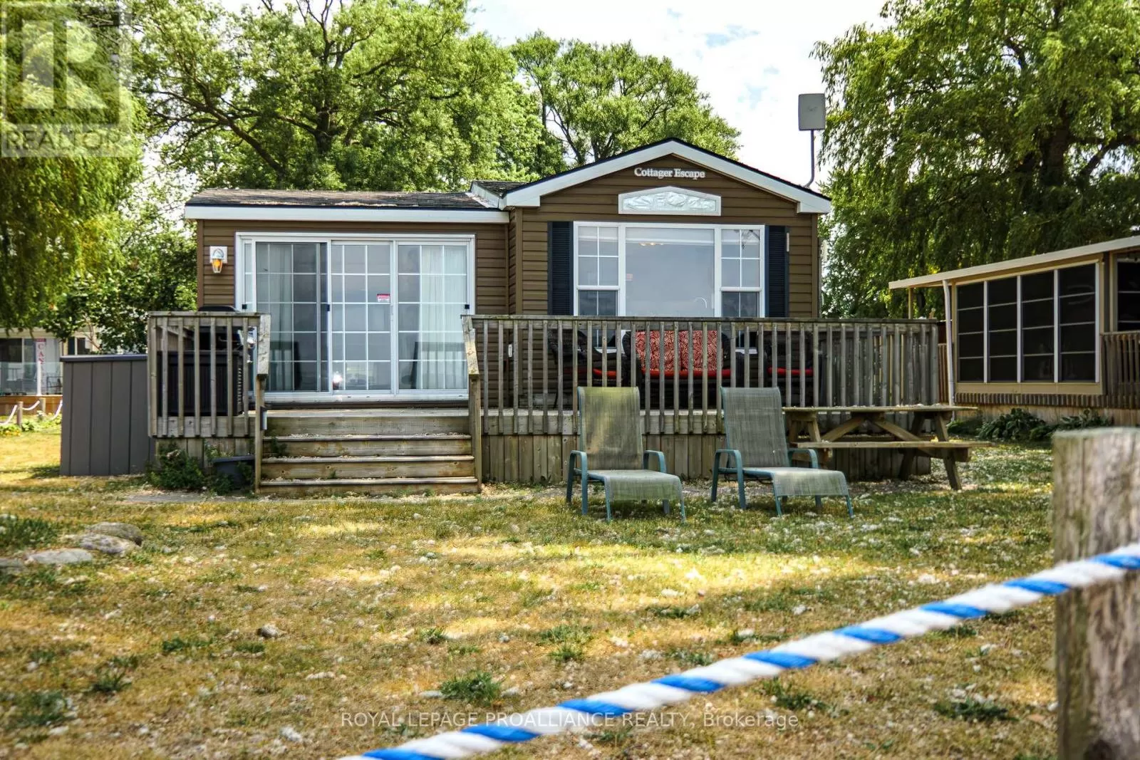 Mobile Home for rent: 13 Beach View Lane - 486 County Road 18, Prince Edward County, Ontario K0K 1P0