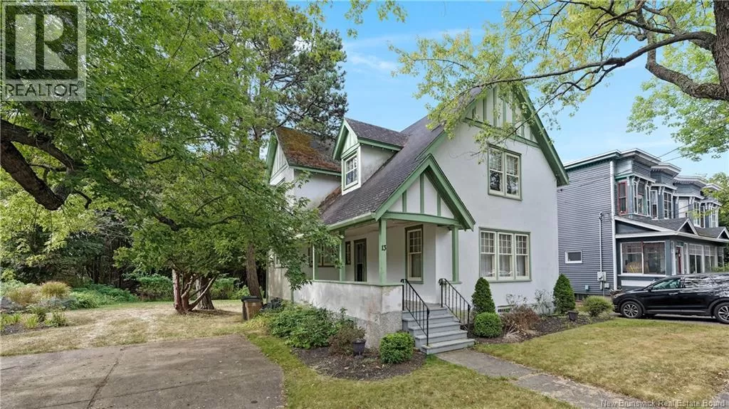 House for rent: 13 Brunswick Place, Saint John, New Brunswick E2K 1B5