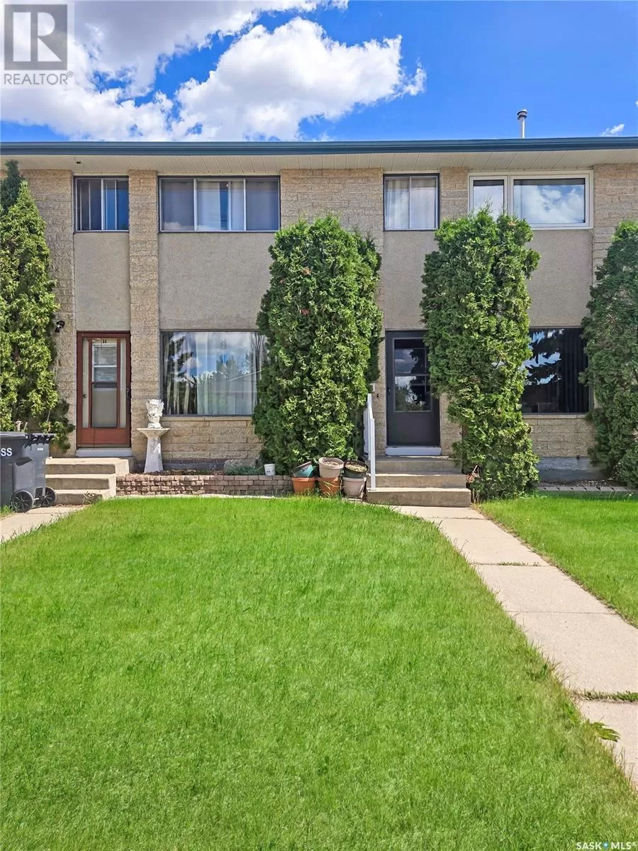 Row / Townhouse for rent: 13 Calwood Crescent, Yorkton, Saskatchewan S3N 2T5