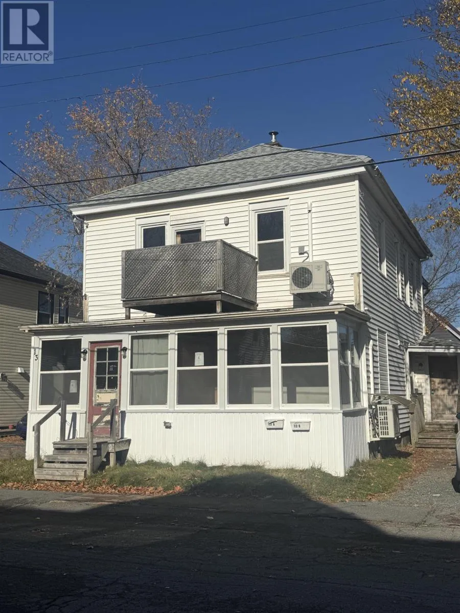 Duplex for rent: 13 Centre Street, Truro, Nova Scotia B2N 2J9